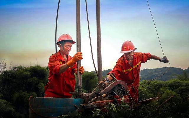 “轻甲”机组 降本增效站排头 (1).jpg