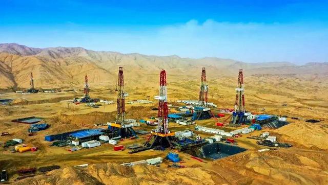 1776045381289899.jpg 青海油田页岩油.jpg