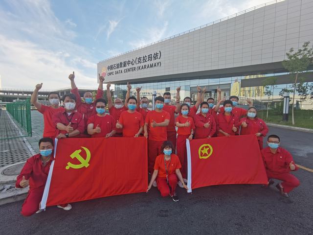 1649209781791797.jpg 团队1.JPG