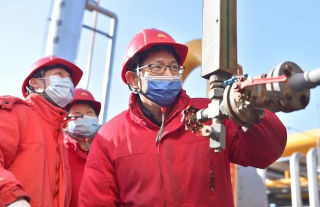 1649408208881350.jpg 华北油田储气库保障冬供安全 宋常青 摄.jpg