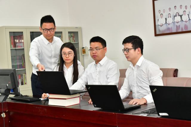 1658109260263946.jpg 新疆油田垂深最深水平井莫28H井压裂圆满收官.JPG