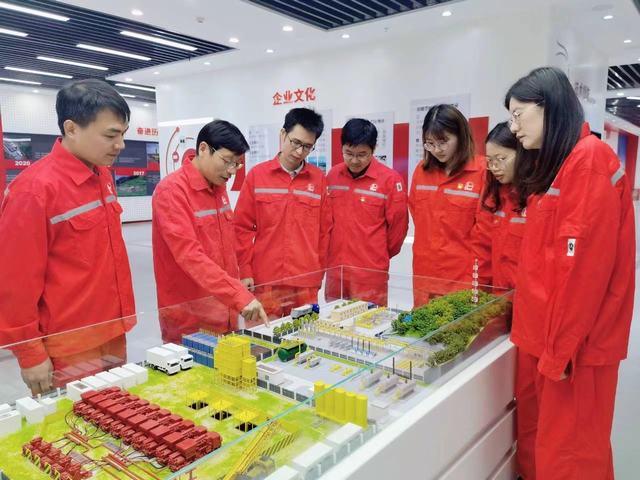 连续四届荣获石油工程金牌基层队称号.jpg