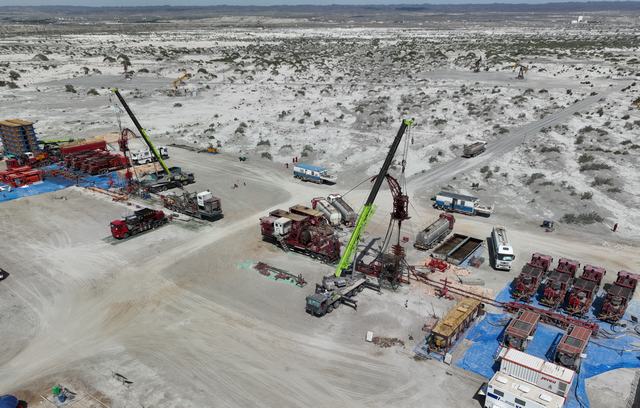 1689645512914177.jpg 新疆油田应急抢险救援中心持续掀起劳动竞赛热潮.JPG