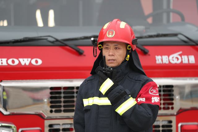 指挥训练中的杨宇.jpg