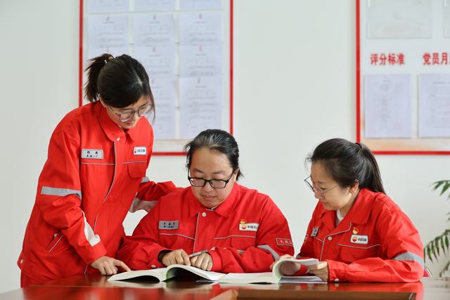 1719816745884306.jpg 117采油班:坚持以学促干 助推管理提升.jpg