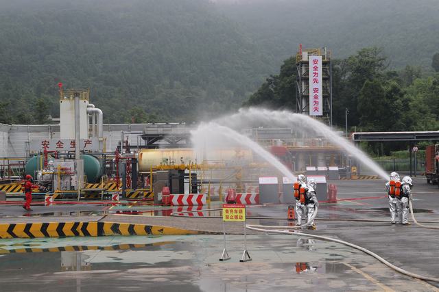 大庆川渝.jpg