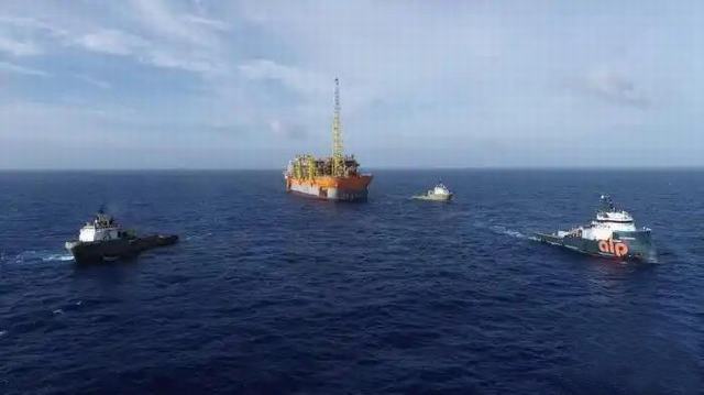 布济乌斯七期项目浮式生产储卸油平台。中国海油巴西公司供图.jpg
