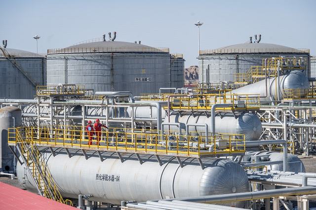 20250328二号稠油联合处理站 运行一班 （徐楷超摄 程庄 阿依努尔·买肯） (15).jpg
