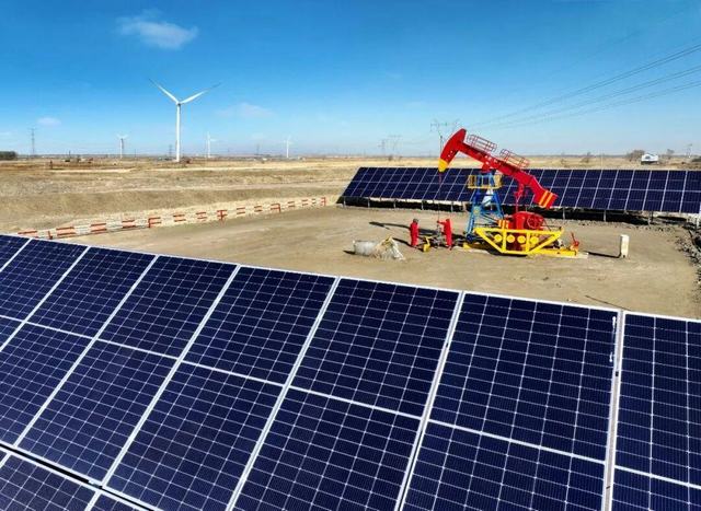 1761550418562368.jpg 吉林油田绿色发电量突破20亿千瓦时_爱奇艺.jpg