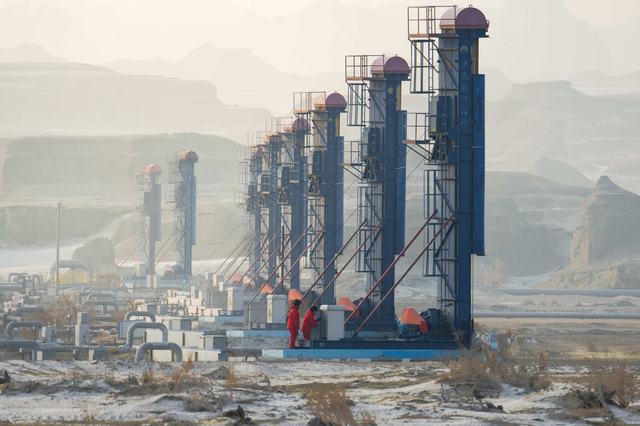 1768810033362144.jpg 202601091800565646_爱奇艺.jpg