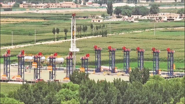 巴彦油田-兴华区块3号平台.jpg