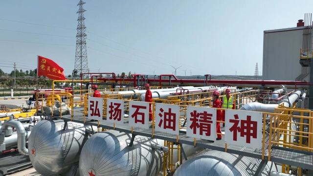 冀东油田西部探.jpg